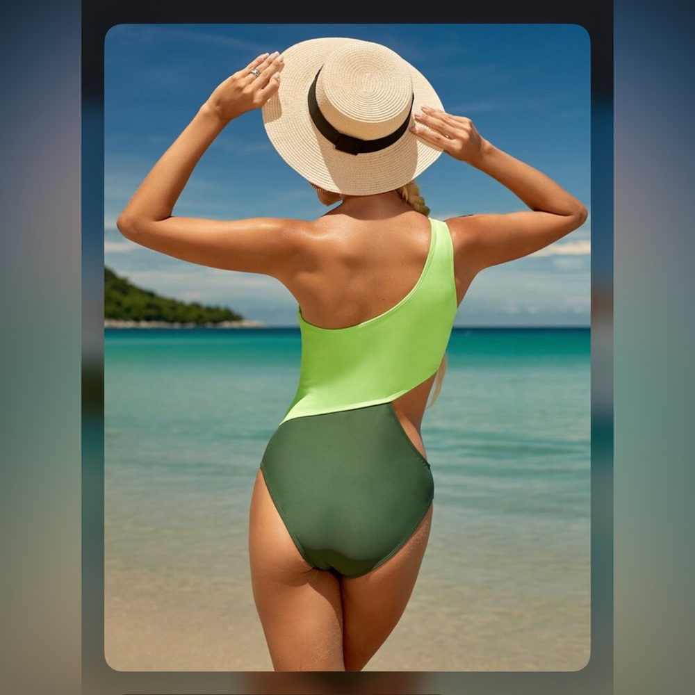 ColourBlock One-Piece - Picture 6 of 9